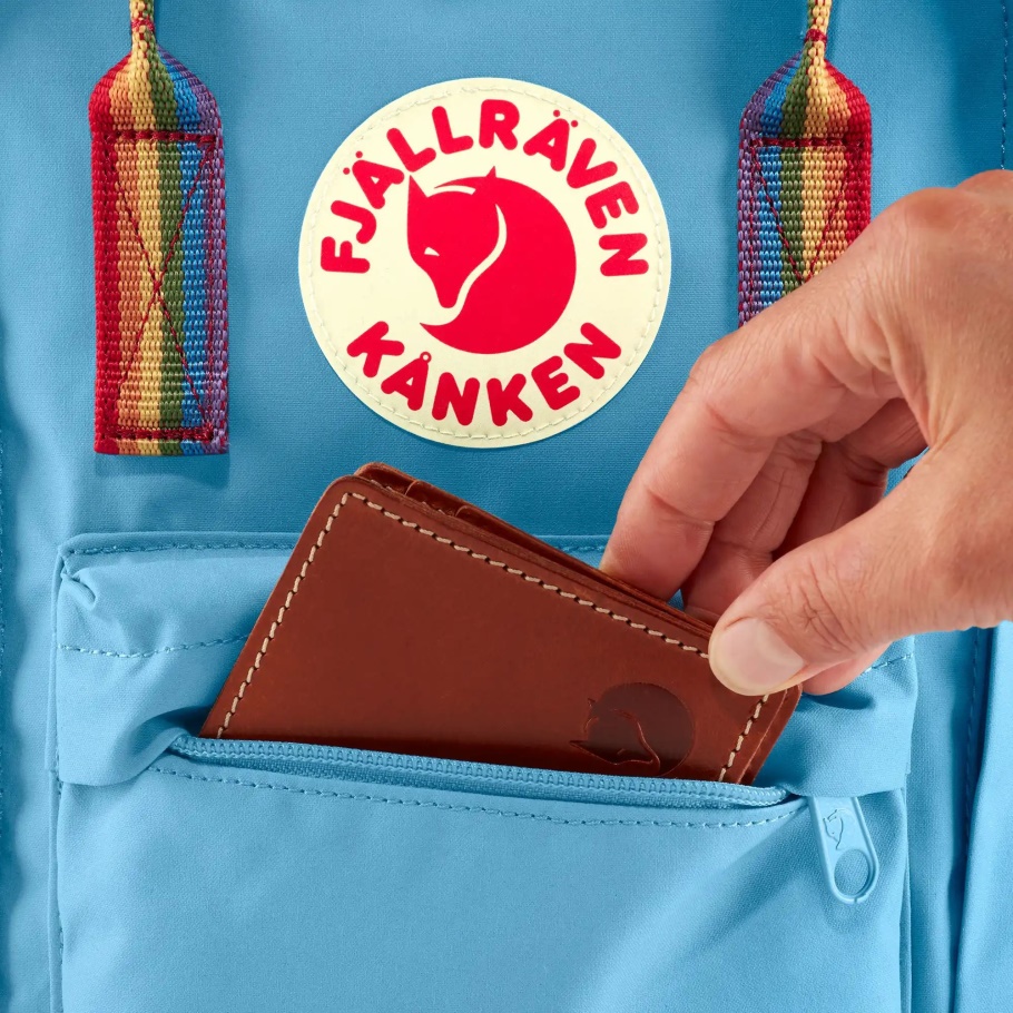 Patrón De Arco Iris Negro Marca De Moda Kånken Rainbow Mini Fjällräven