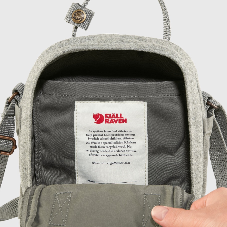 Kånken Re-wool Sling Granito Gris Fjällräven Moda