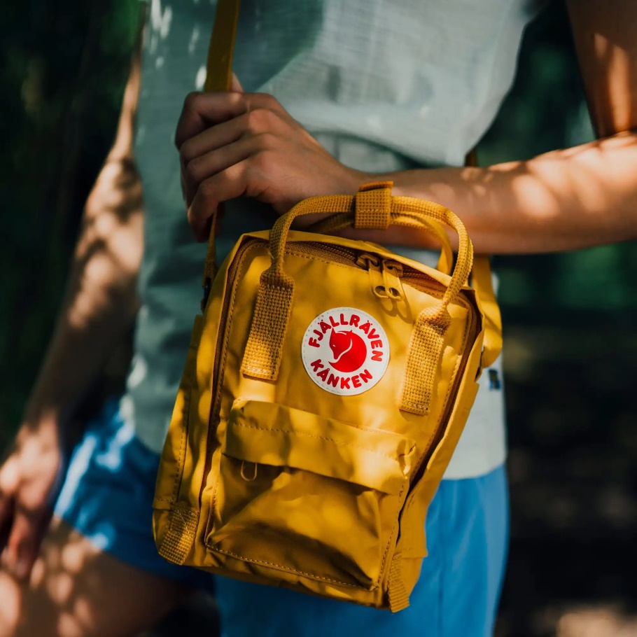 Kånken Sling Verde ártico Fjällräven Moda